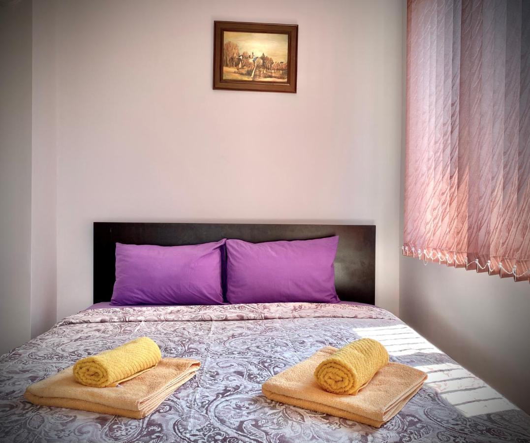 Bright Central Studio For 4 In Burgas Extérieur photo