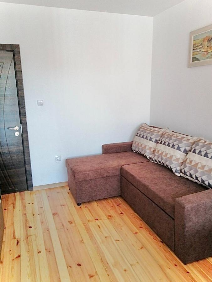 Bright Central Studio For 4 In Burgas Extérieur photo
